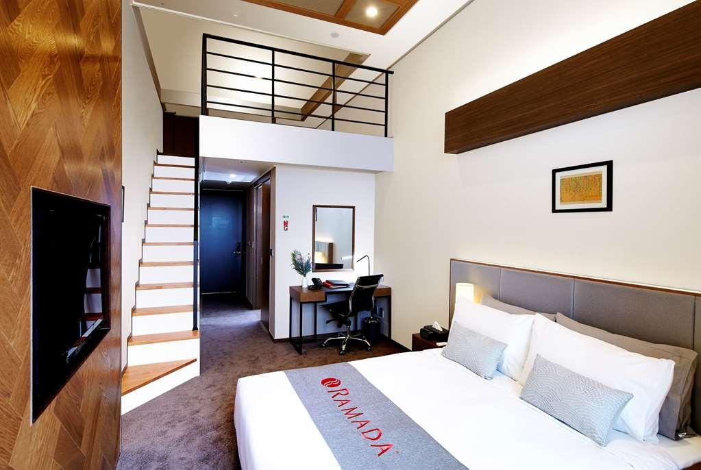 Ramada Hotel Suites By Wyndham Gangwon Pyeongchang Chambre photo